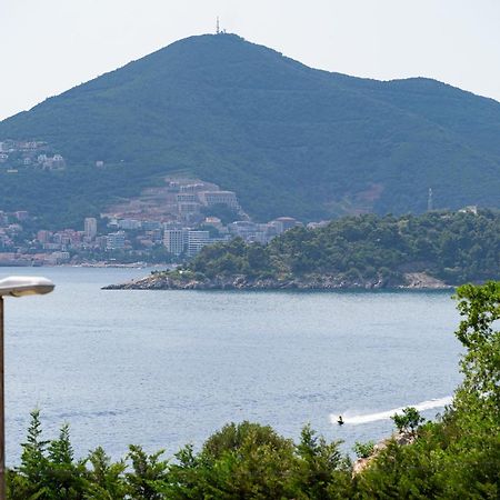Niki Apartments Przno Sveti Stefan Luaran gambar