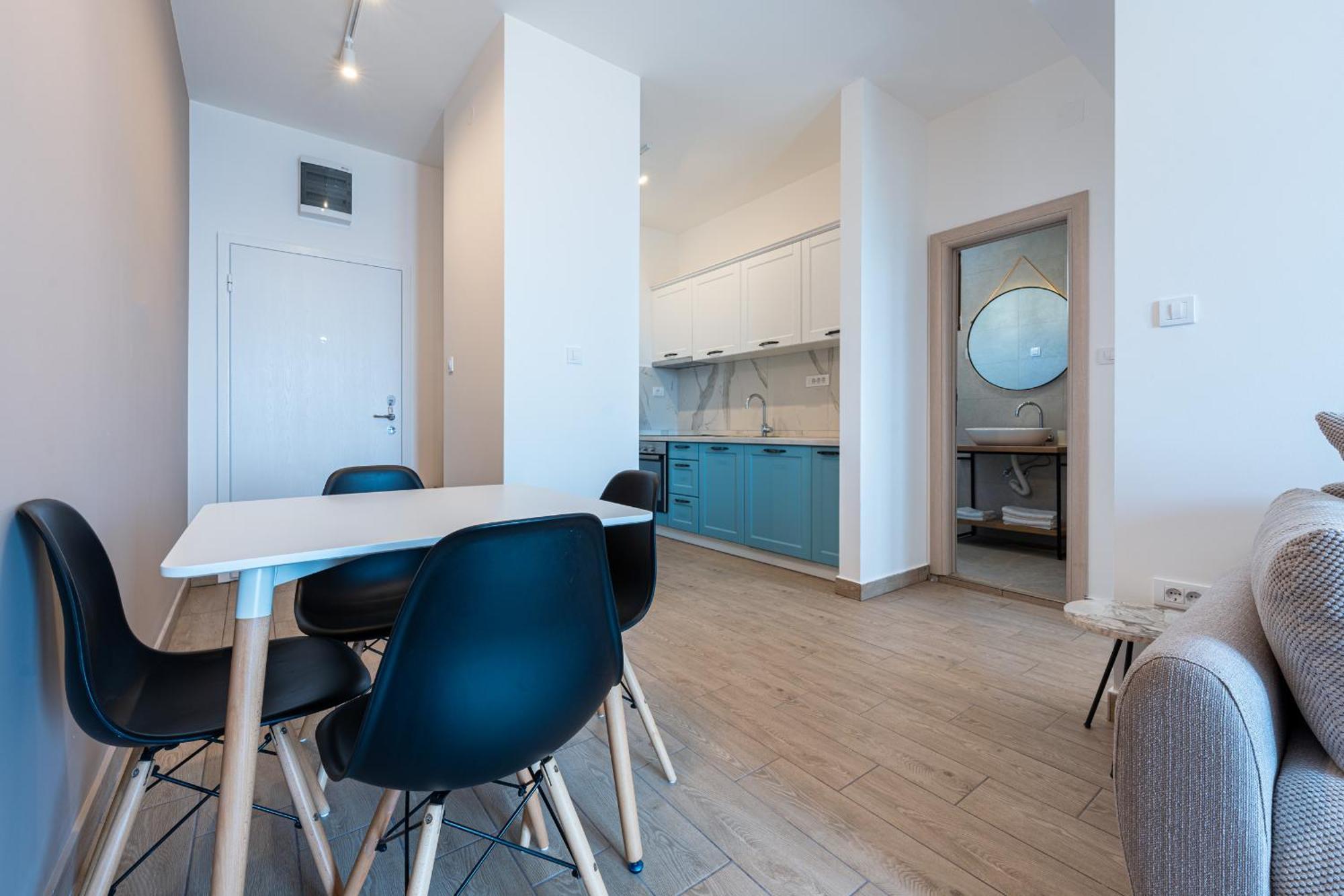 Niki Apartments Przno Sveti Stefan Bilik gambar